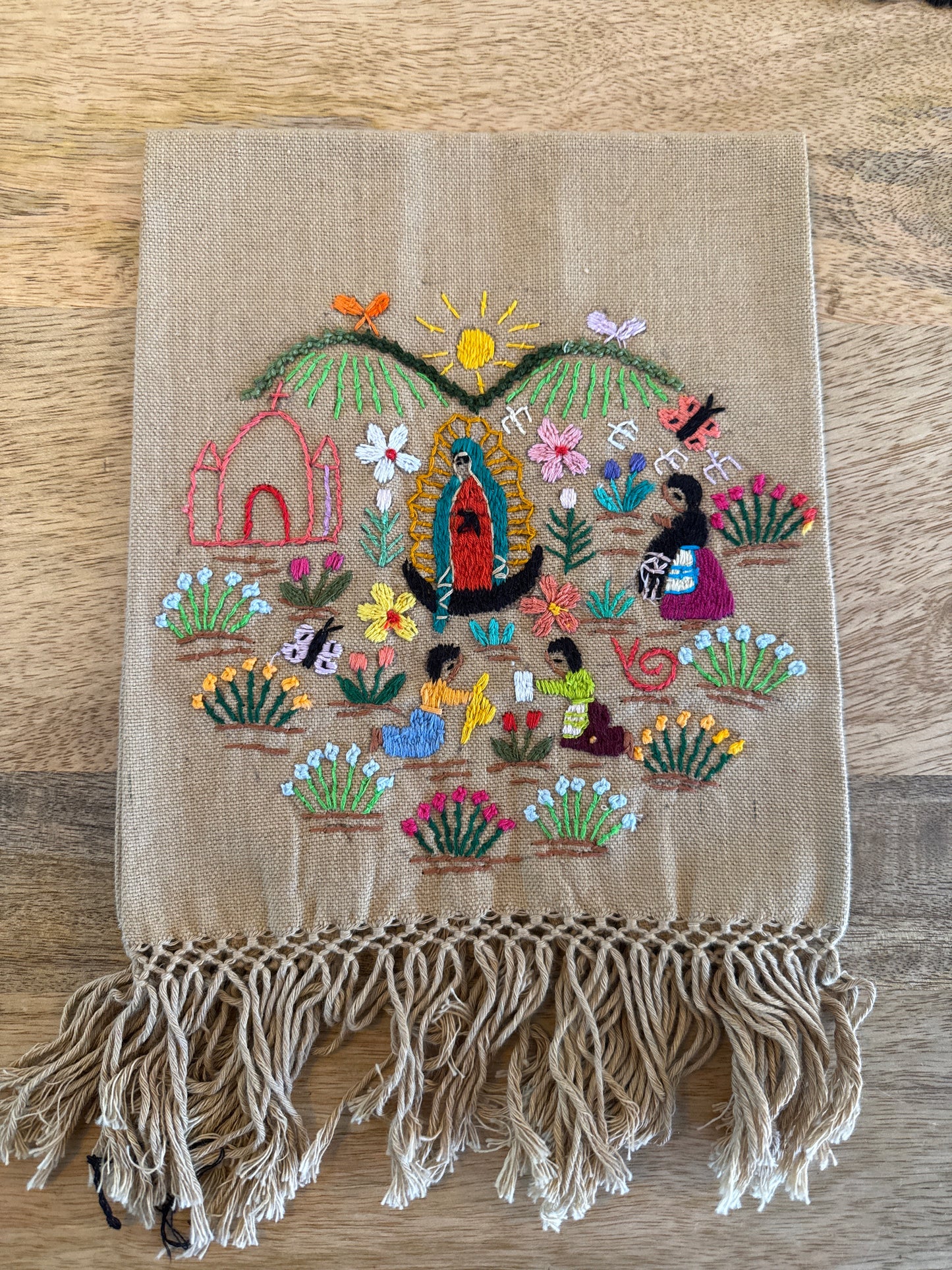 Servilleta Virgen beige modelo 1 Tzintzunzan