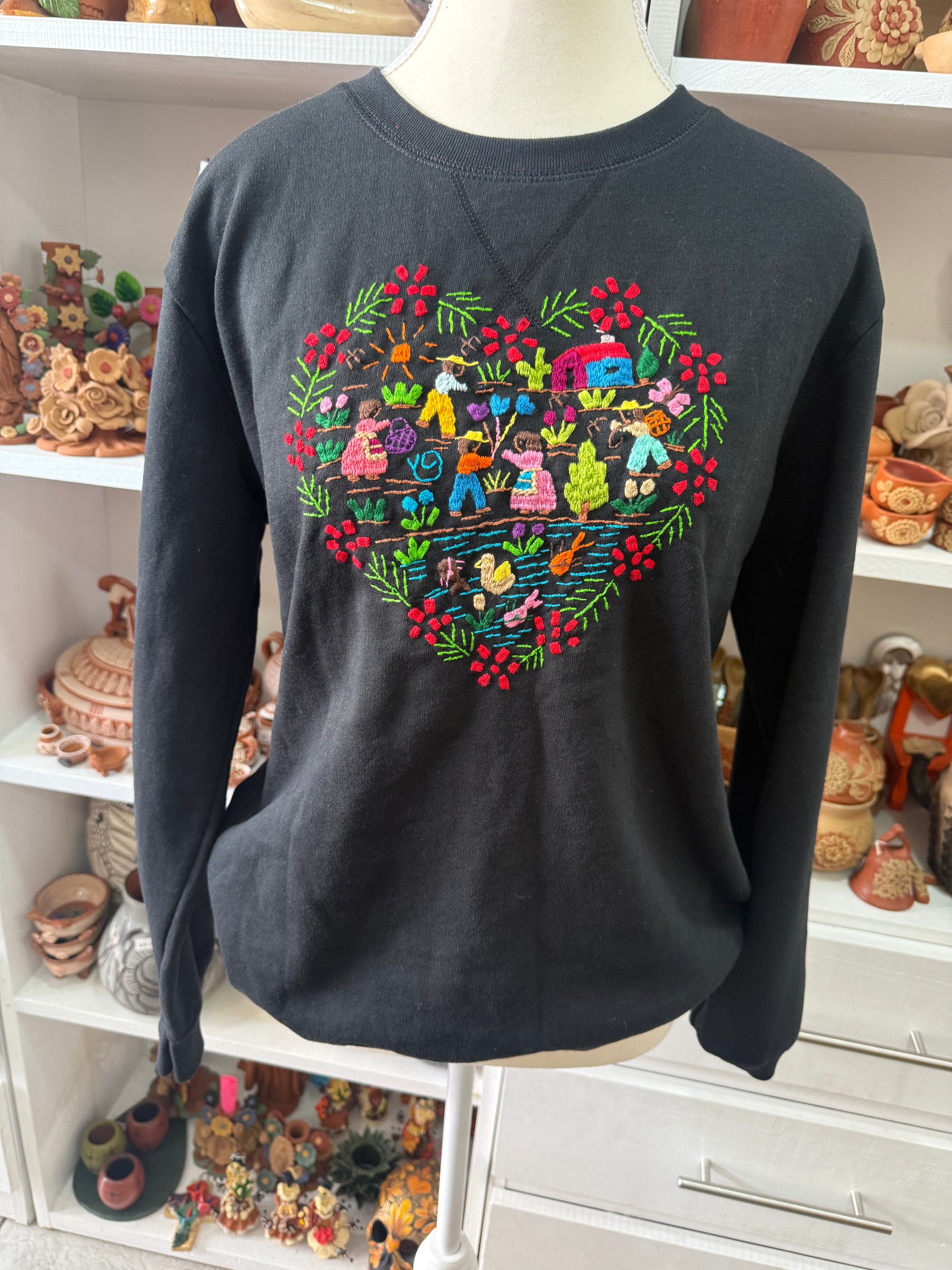 Sudadera negra talla M-G Tzintzuntzan mujer