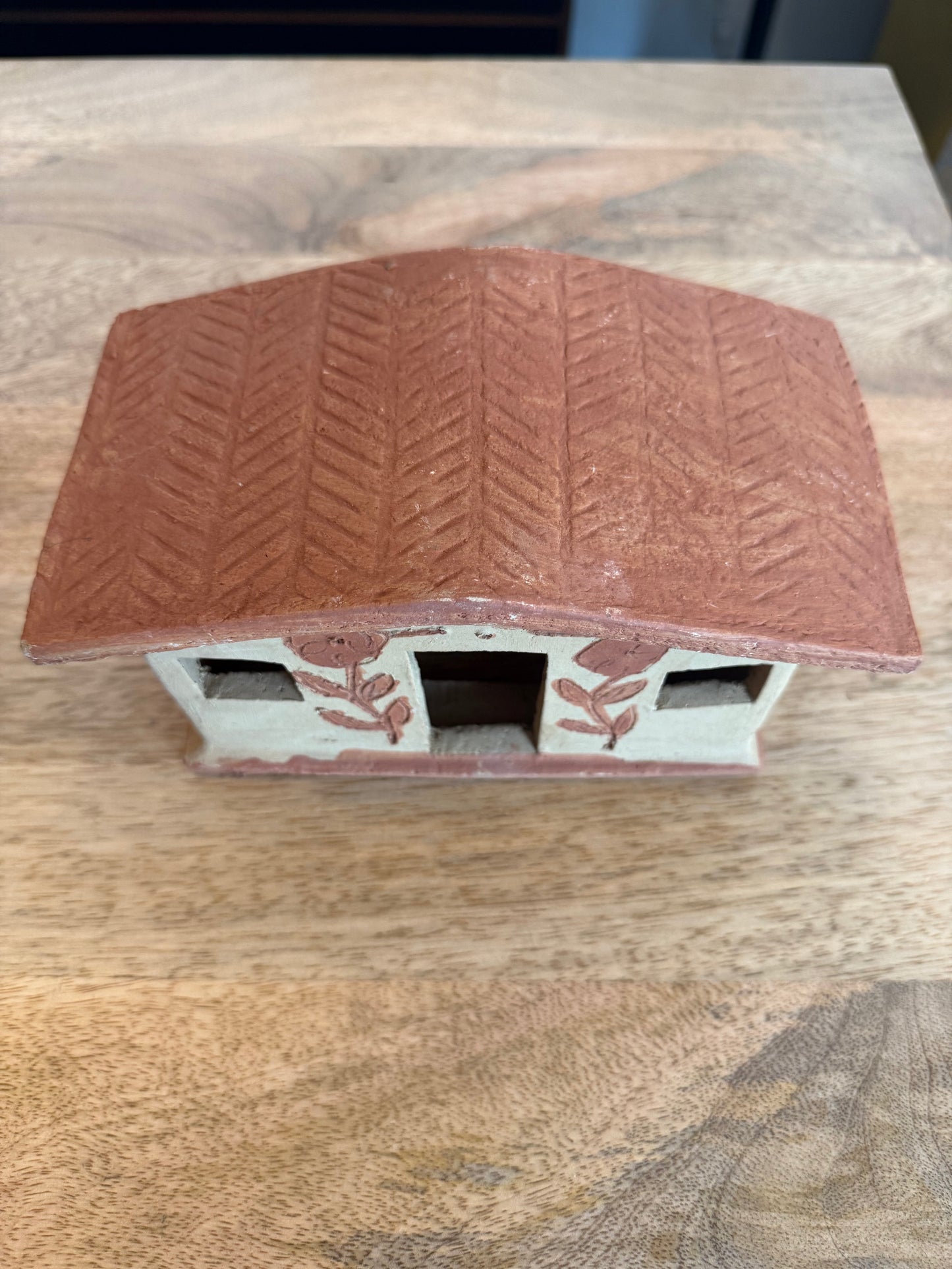 Casita de barro modelo 1