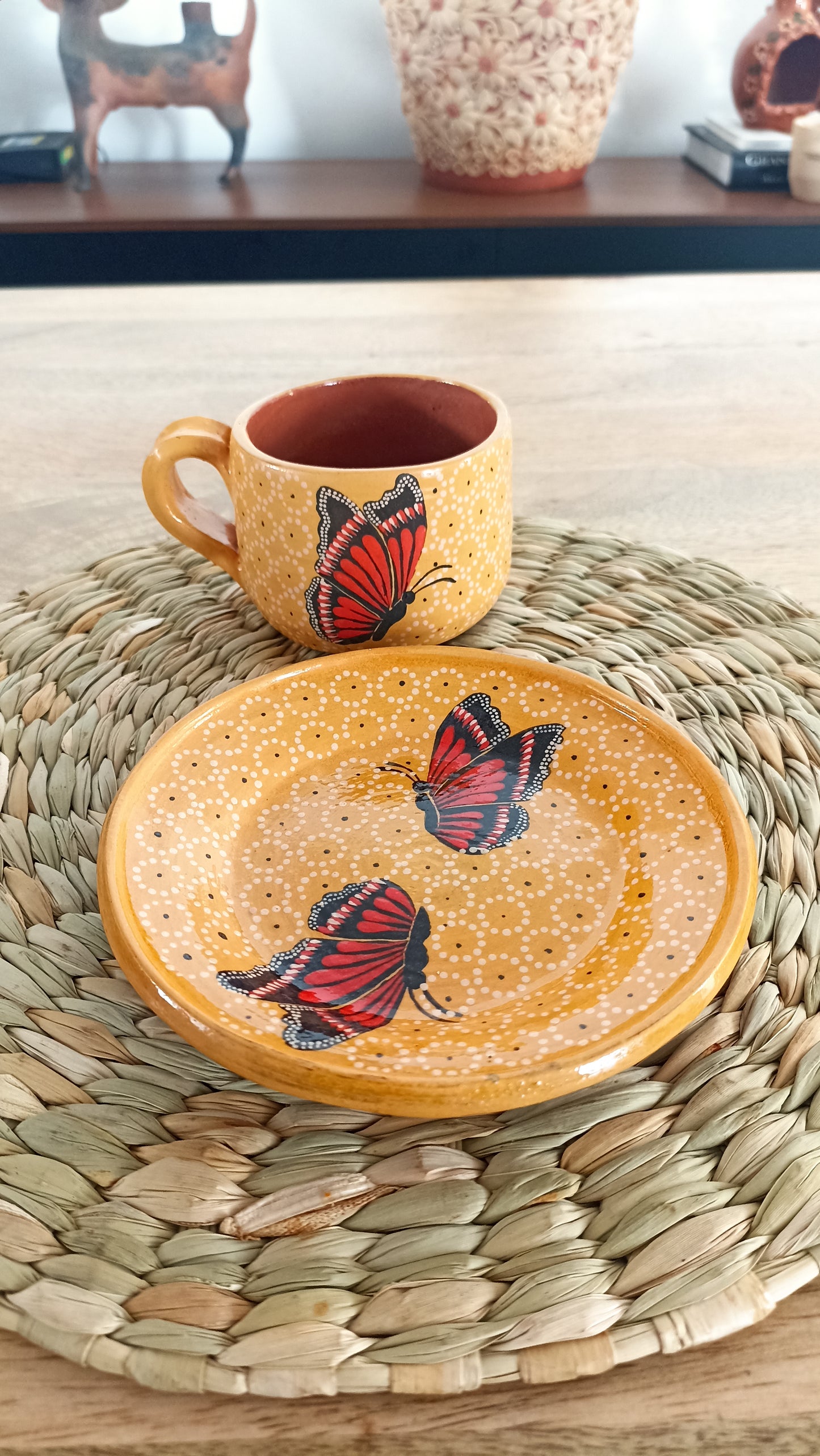 Juego de taza y plato de mariposa monarca primavera para mamá
