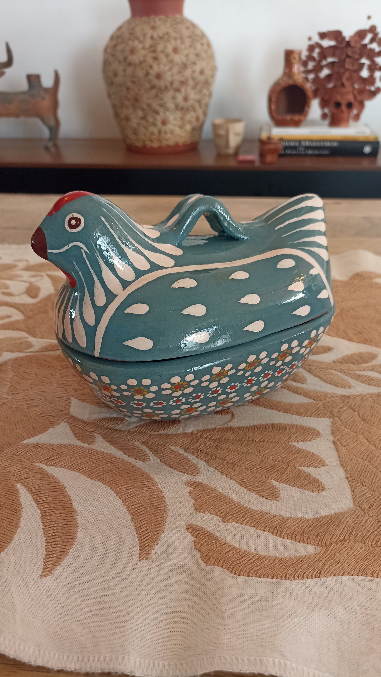 Salsera de gallina azul