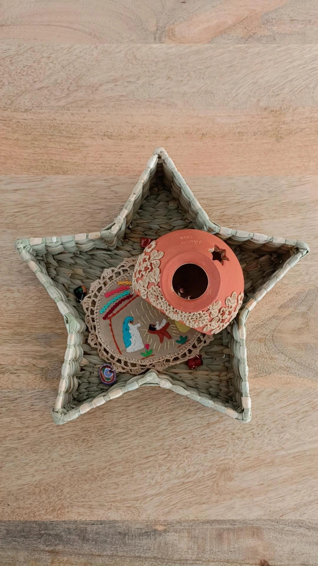 Cestito de estrella de chuspata