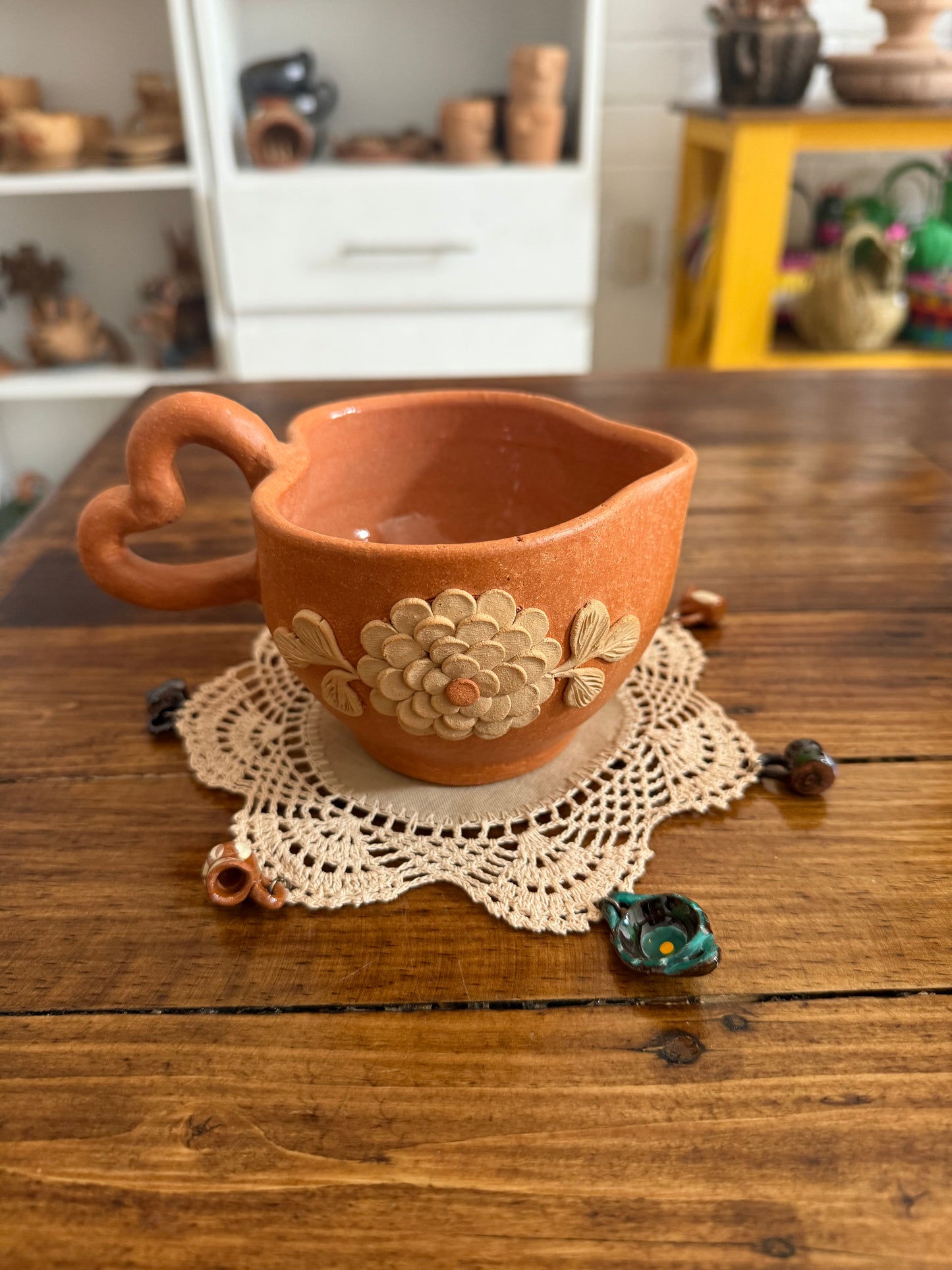 Taza roja de corazon modelo 2 Atzompa