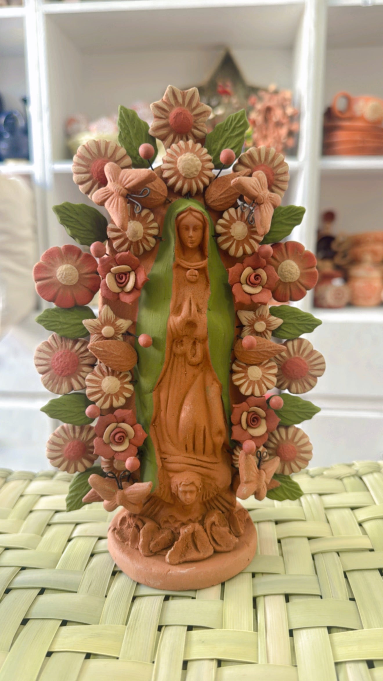 Virgen de Guadalupe manto verde Metepec