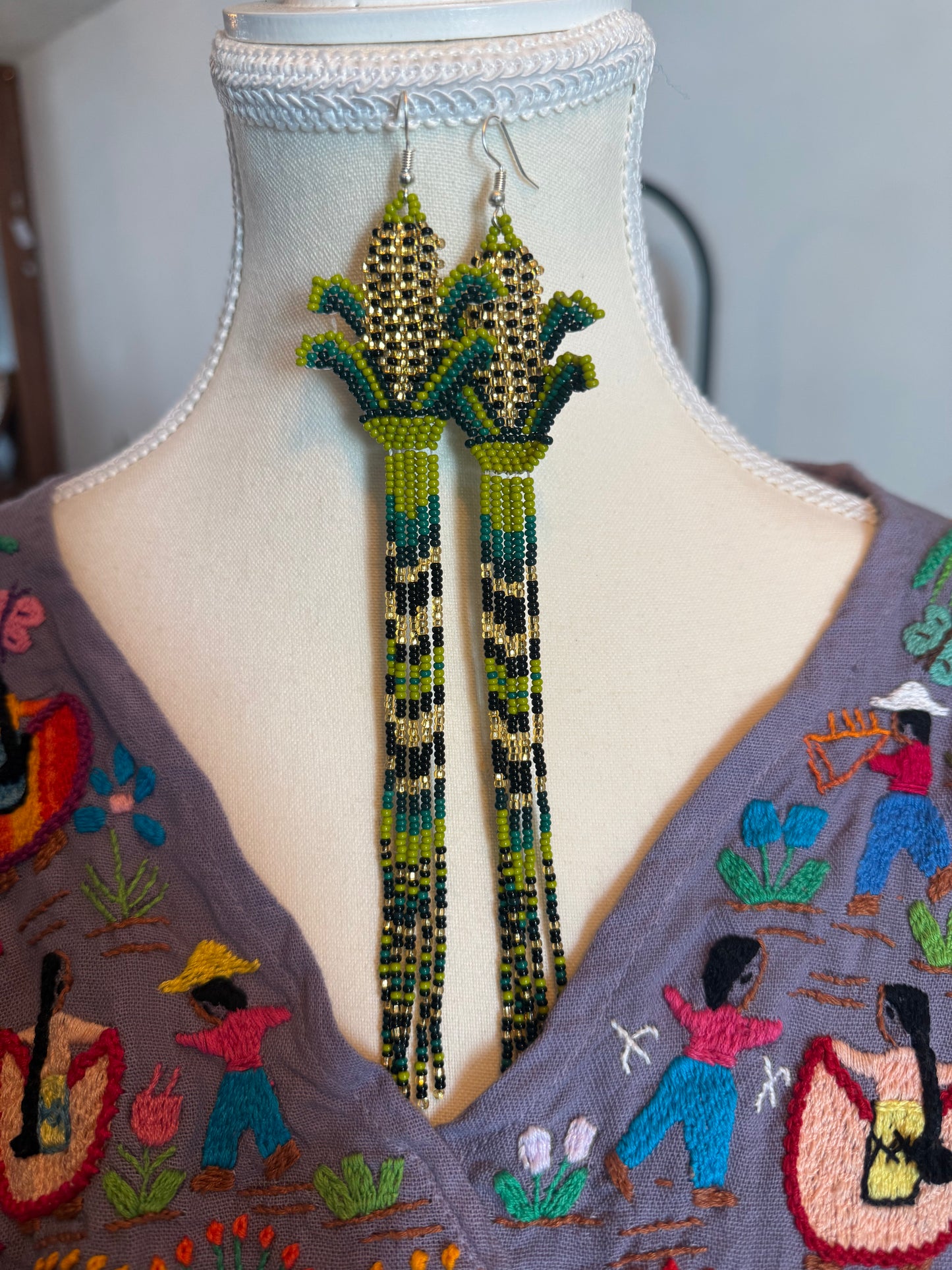 Aretes de chaquira de maíz modelo 3 joyería