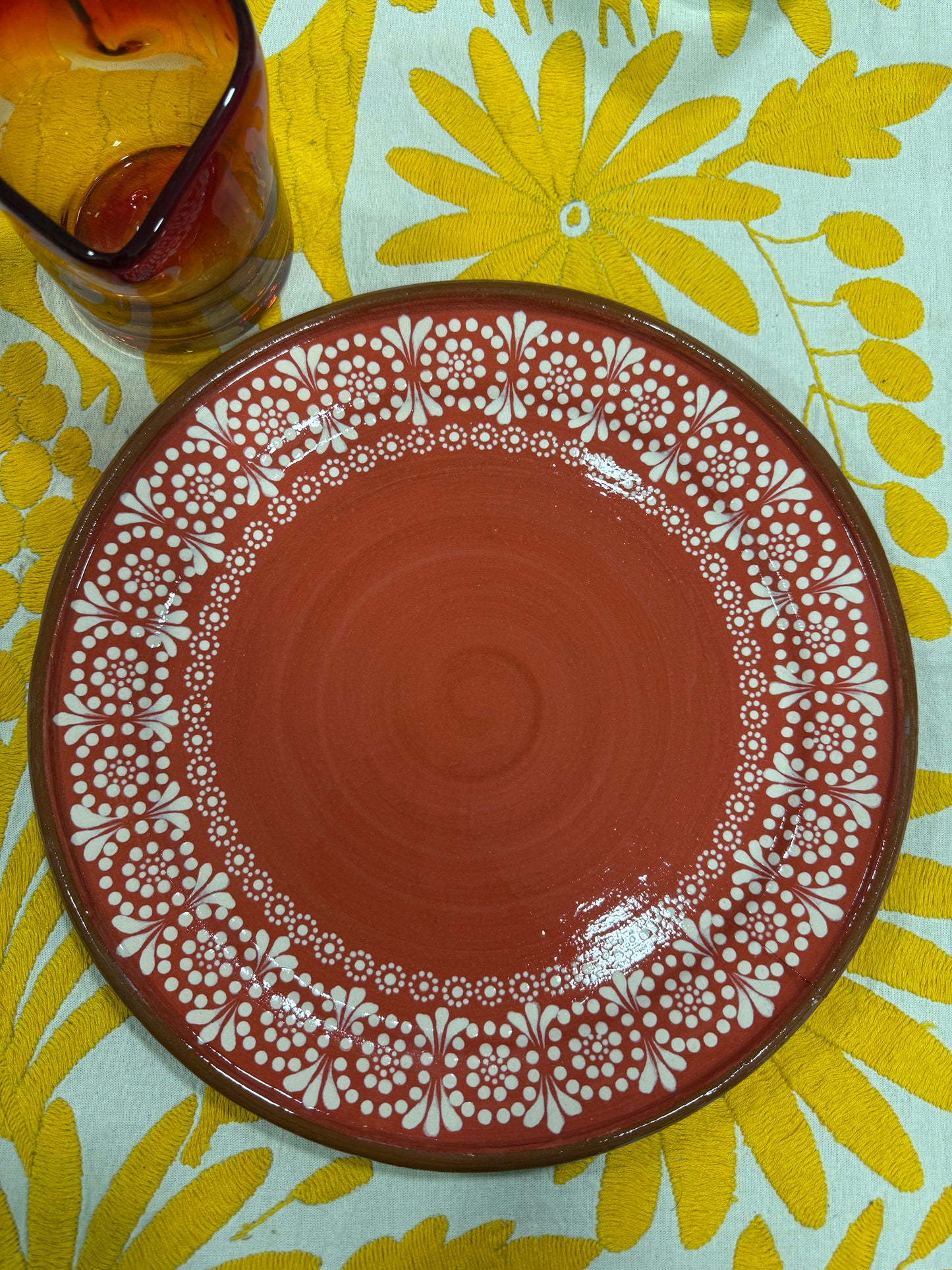 Plato de 26 cms rojo Capula Valentín Orilla