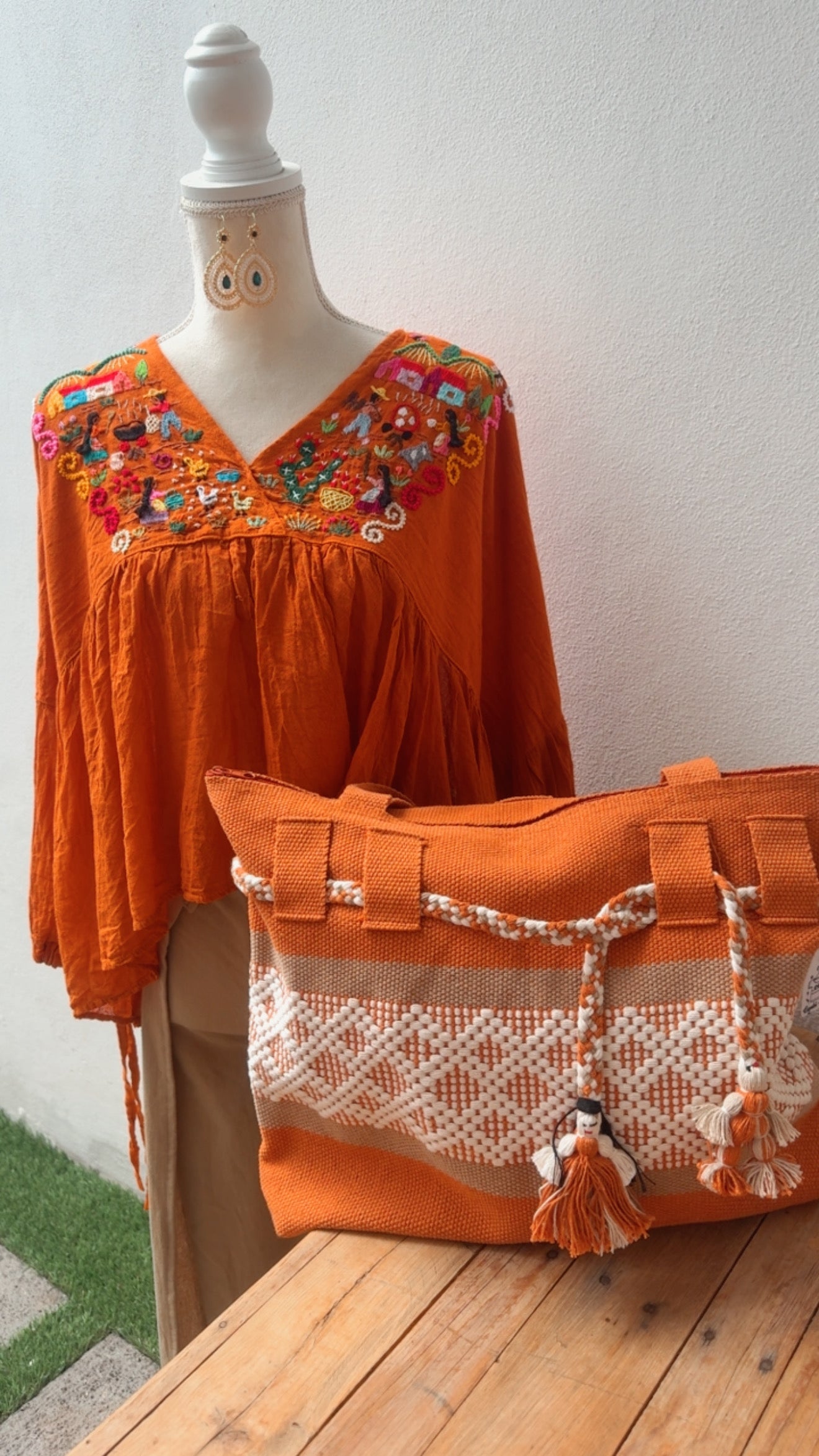 Blusa Unitalla de historias ladrillo Tzintzuntzan mujer