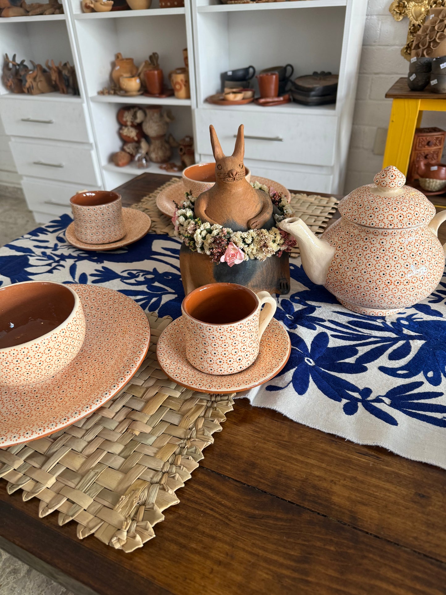 Vajilla Blanca Flor naranja 6 personas