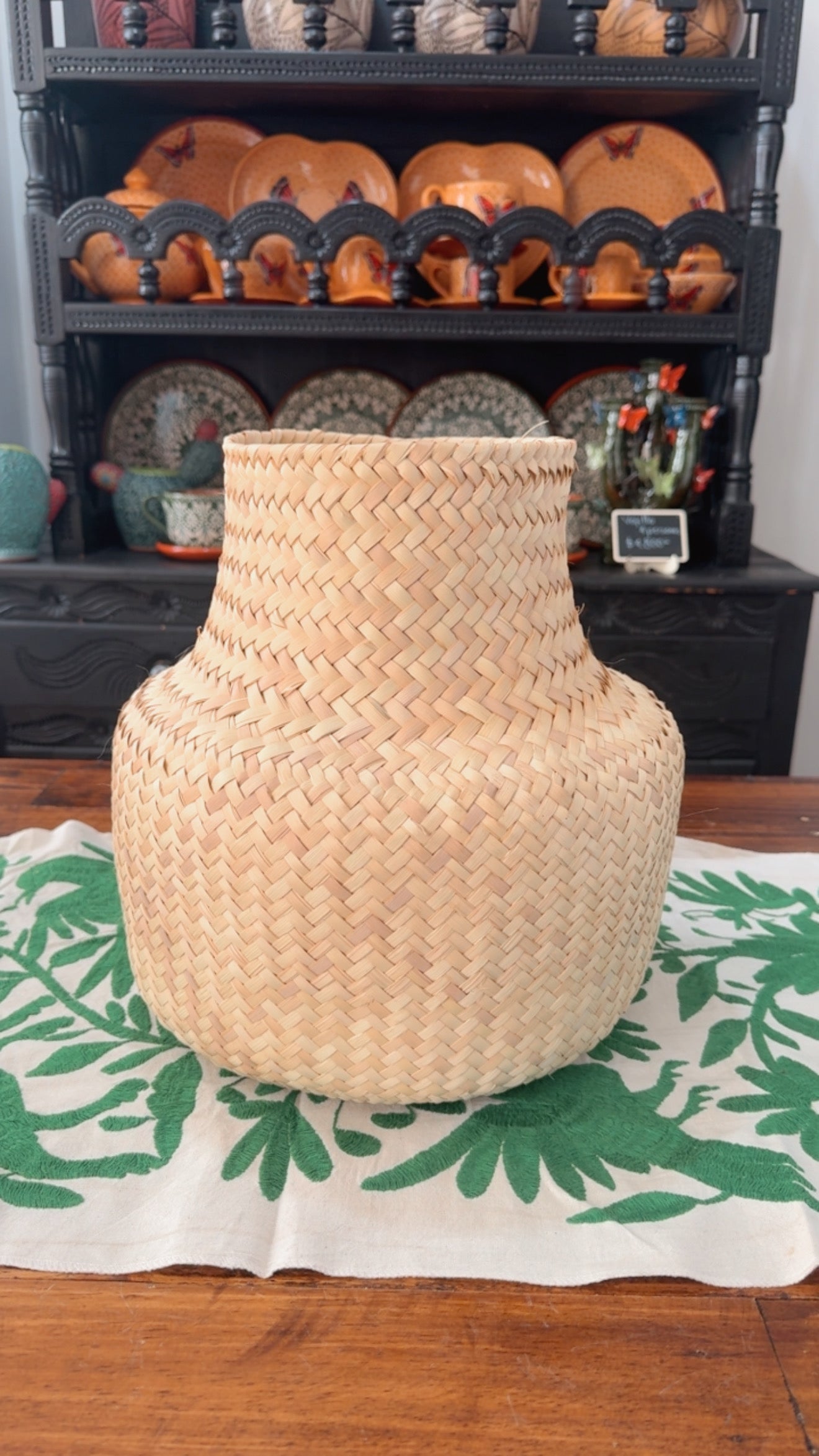 Jarrón oaxaqueño de palma chuspata