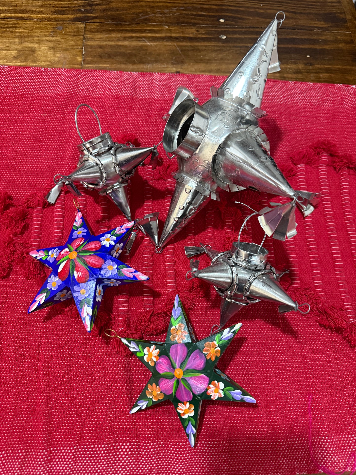 Pack de piñatas y estrellas