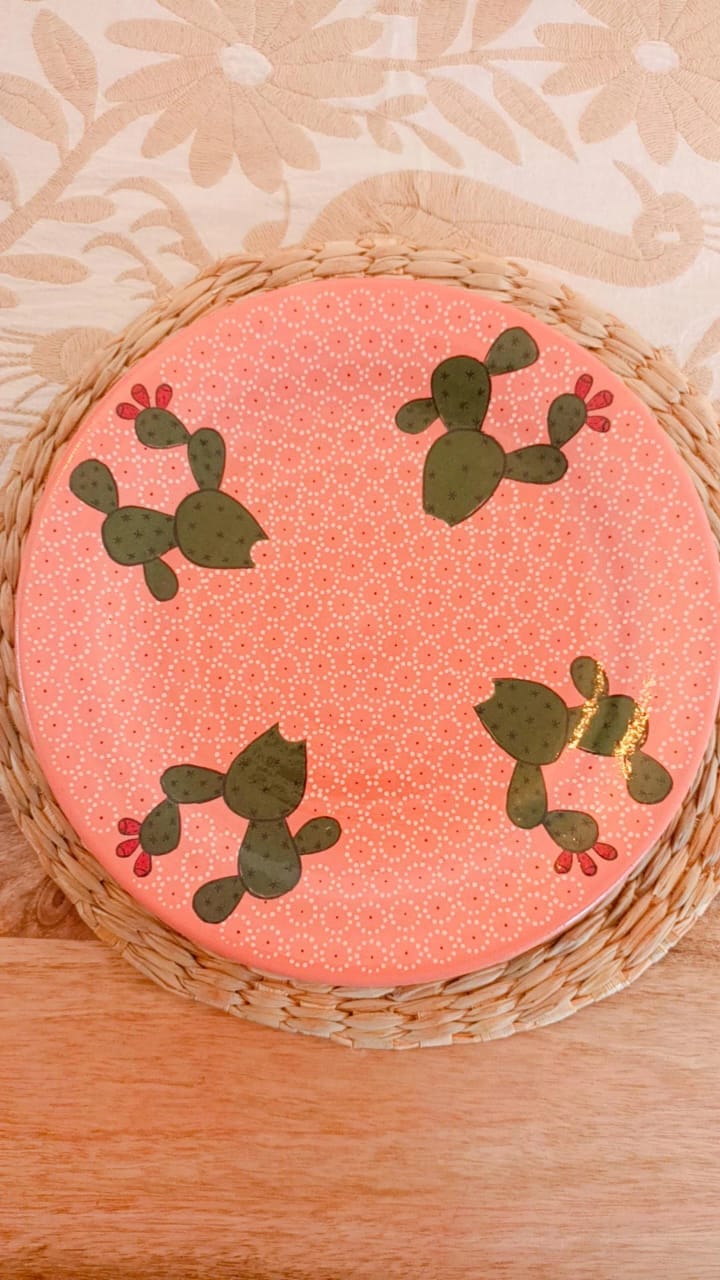 Plato principal nopales colección suculentas