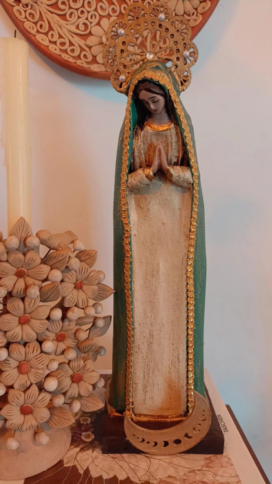 Virgen de Guadalupe arte en cereria modelo 2
