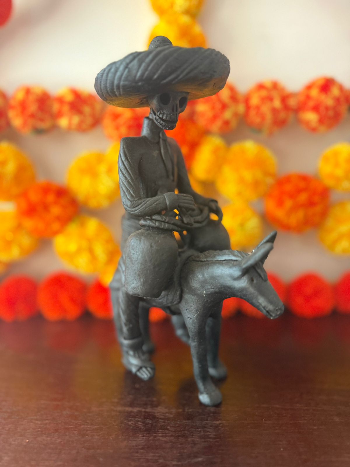 Catrin en burrito noche de ánimas