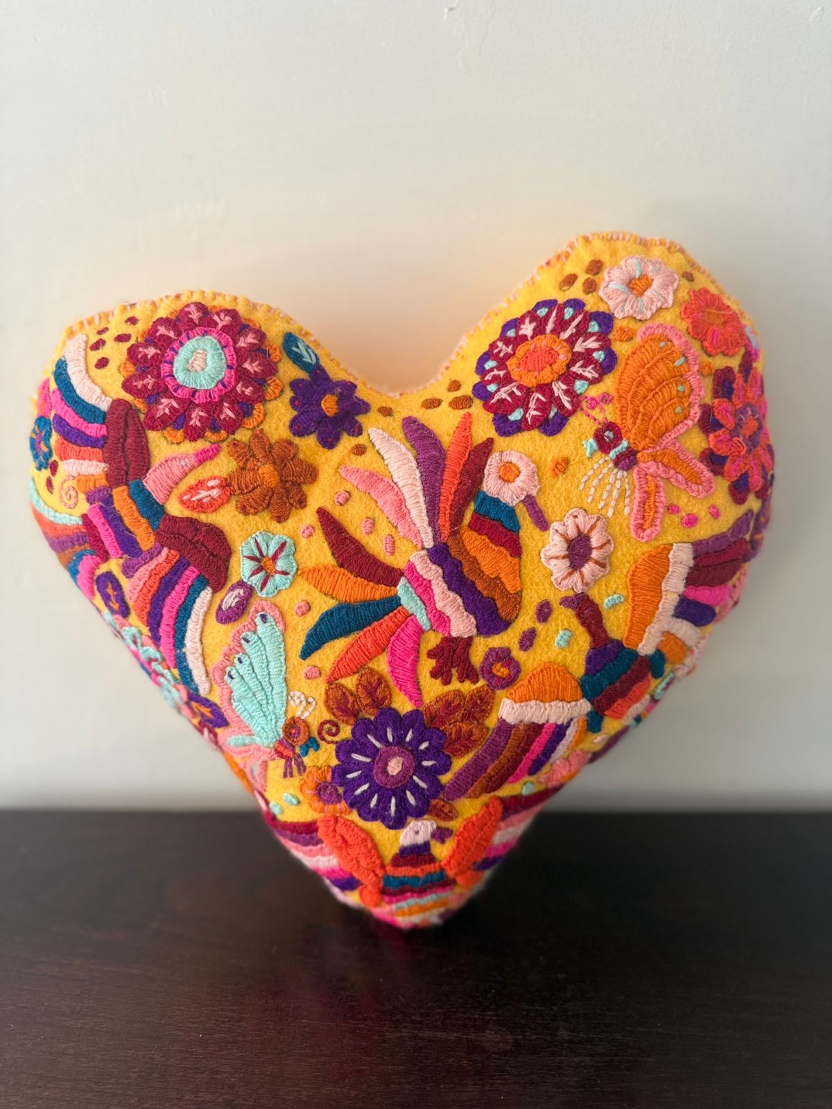 Cojín corazón amarillo Chiapas