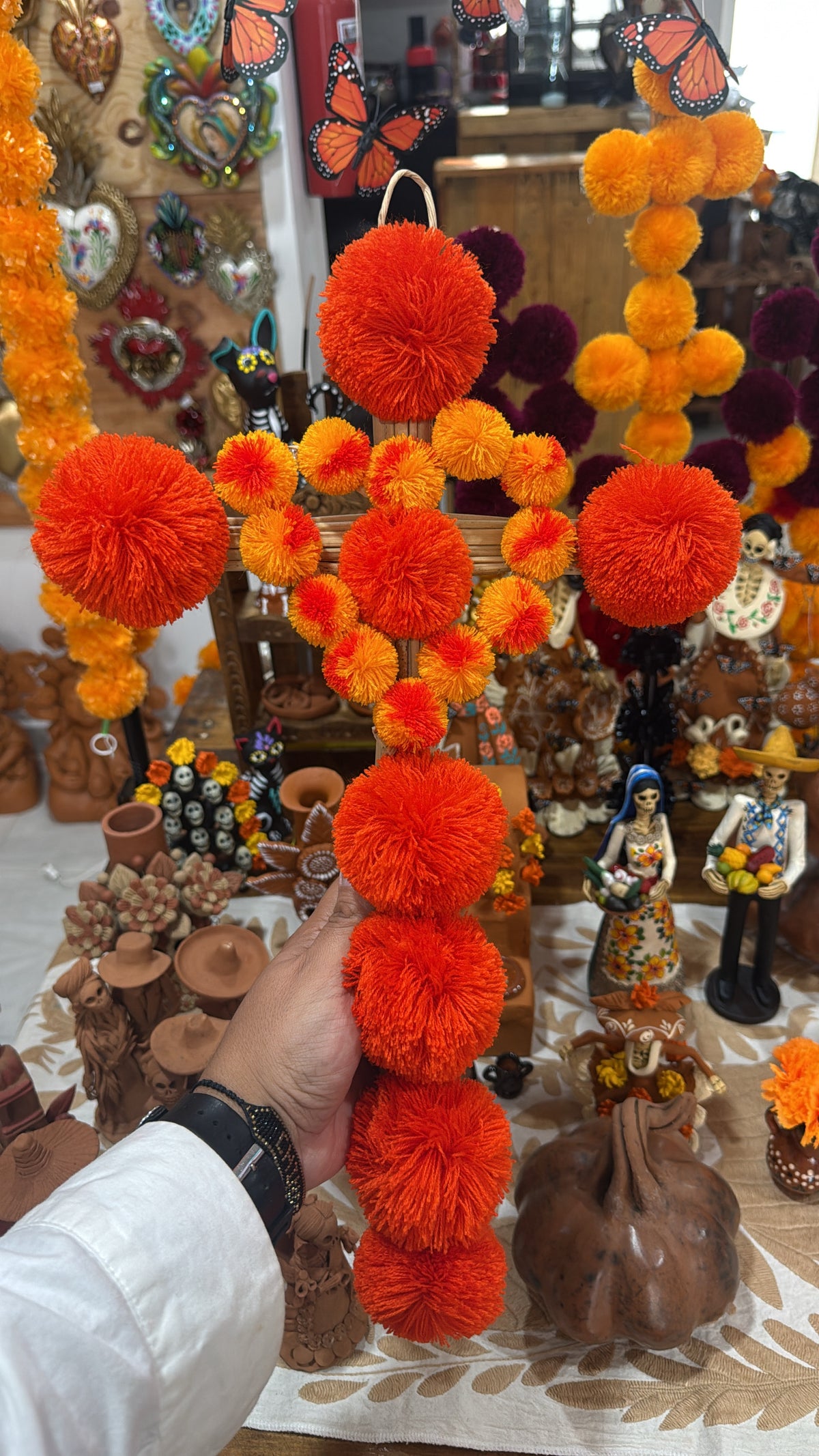 Cruz cempasúchil para altar noche ánimas amarillo naranja