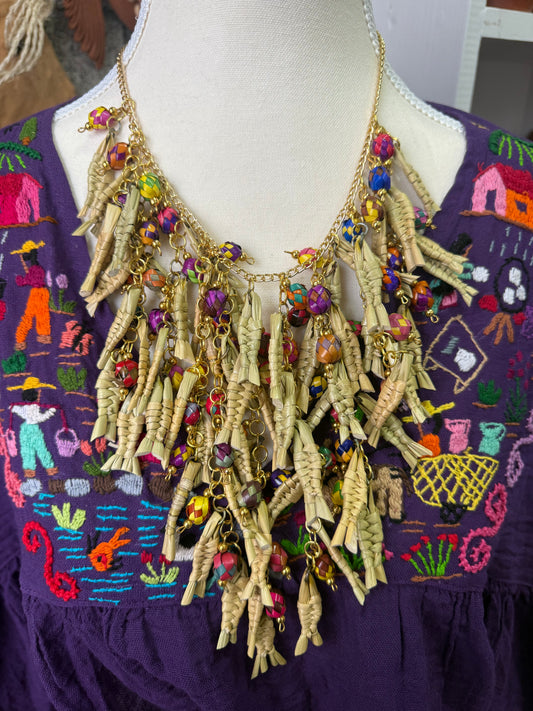 Collar de peces de chuspata joyería