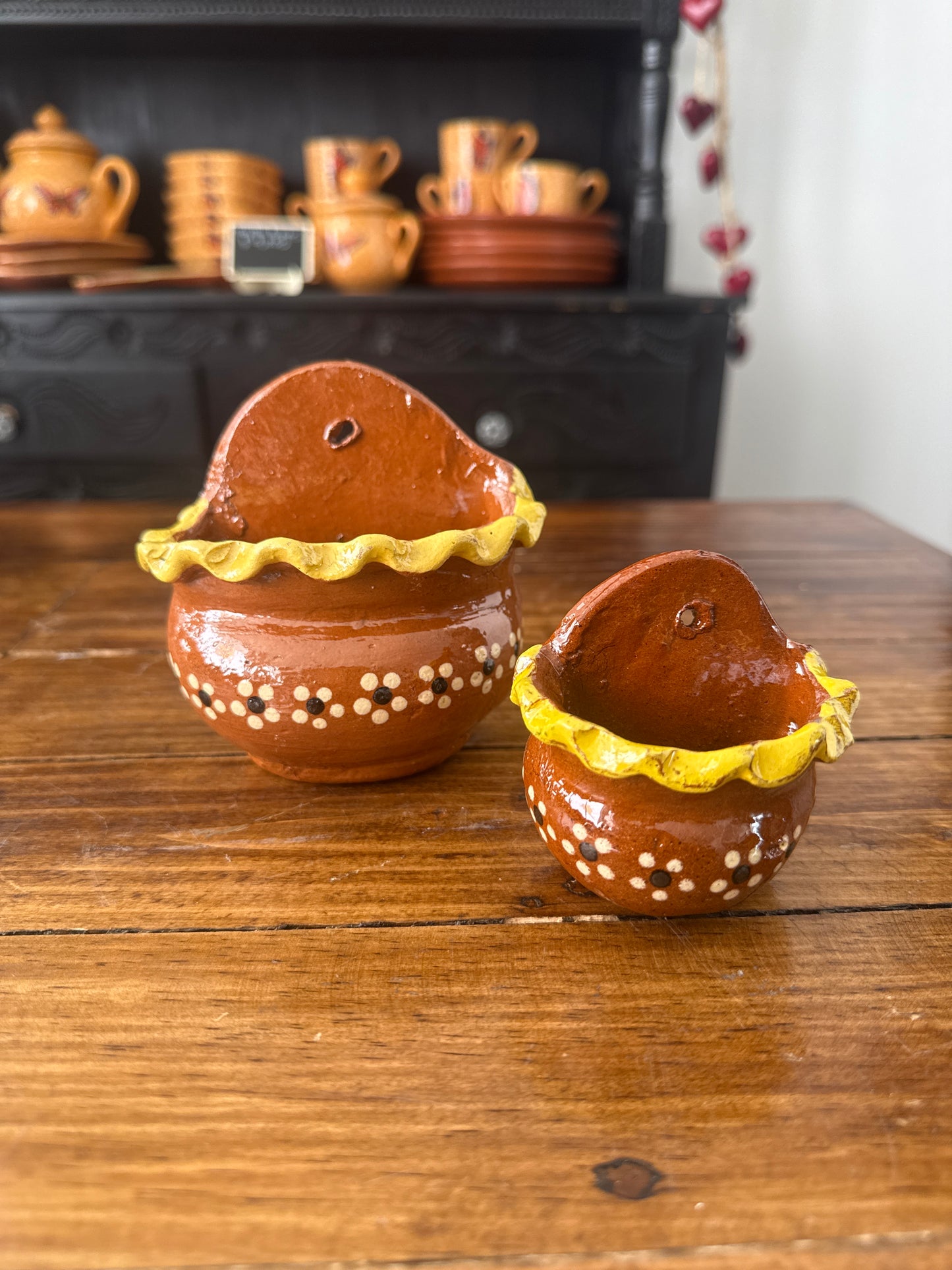 Juego de 2 Maceta mini de barro de Capula amarillo