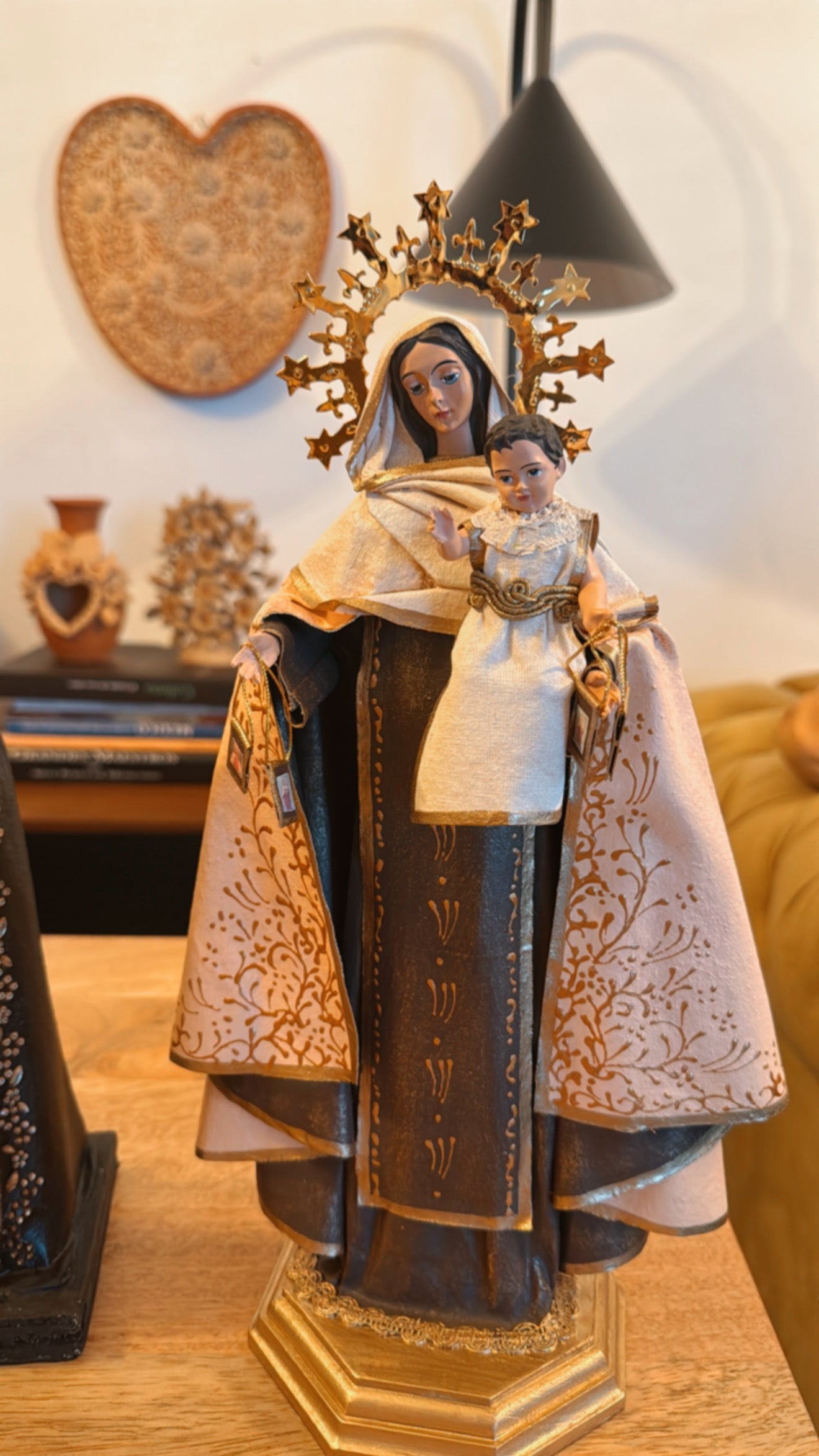 Virgen del Carmen arte religioso