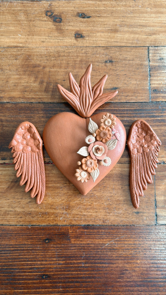 Corazón con alas modelo 1 Metepec