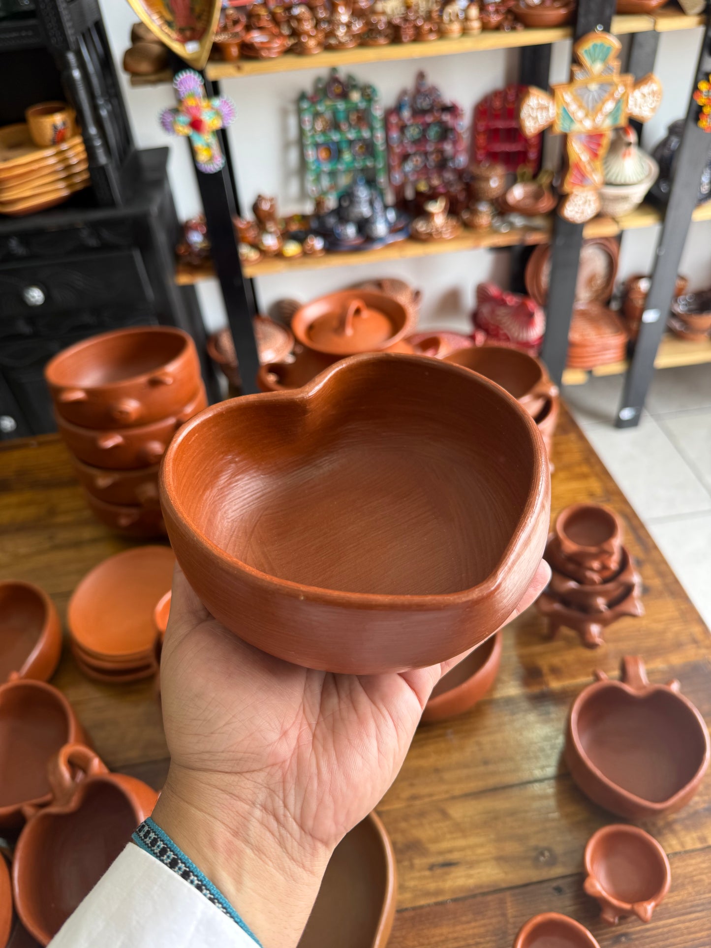 Bowl salsera corazón barro rojo sin arterias
