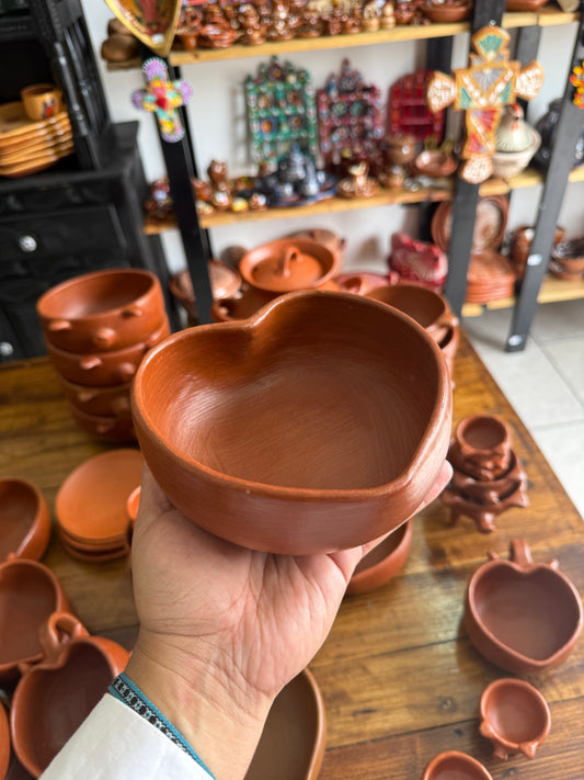 Bowl salsera corazón barro rojo sin arterias