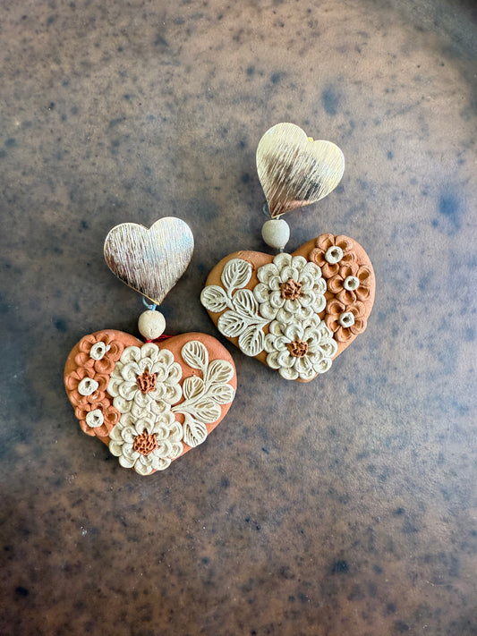 Aretes de corazón 1 de barro filigrana Atzompa joyería