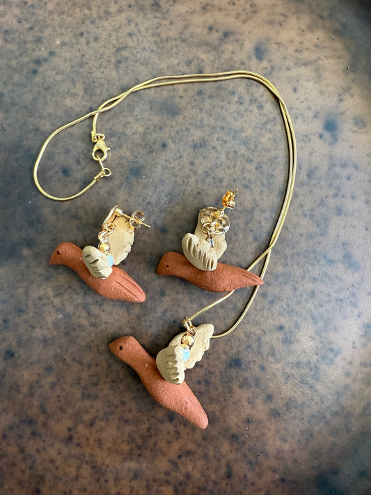 Juego de collar y aretes colibrí de barro filigrana Atzompa joyería