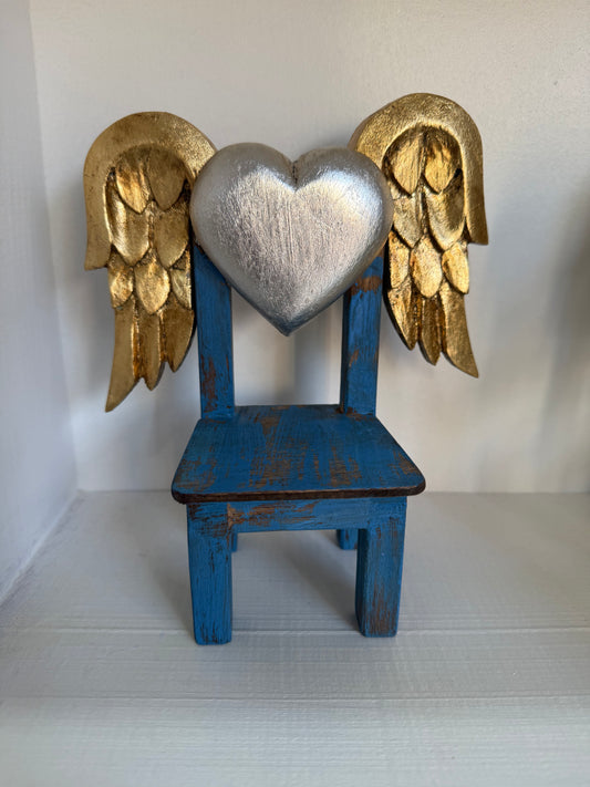 Silla de madera azul alas 20 Cms de alto