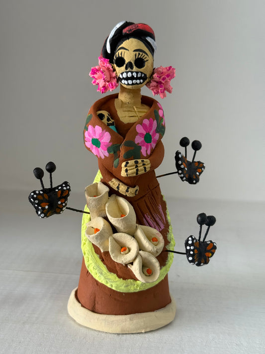 Catrina miniatura con rebozo y niño noche de muertos