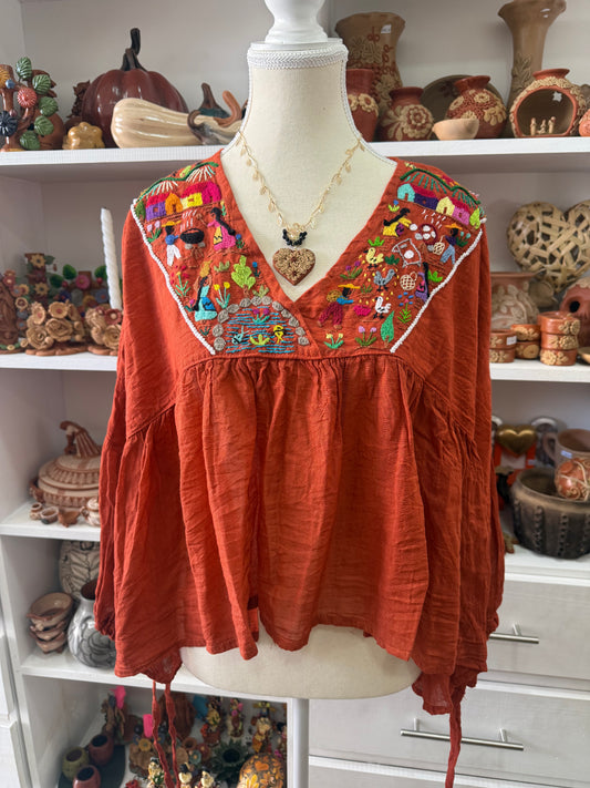 Blusa Unitalla de historias ladrillo Tzintzuntzan mujer