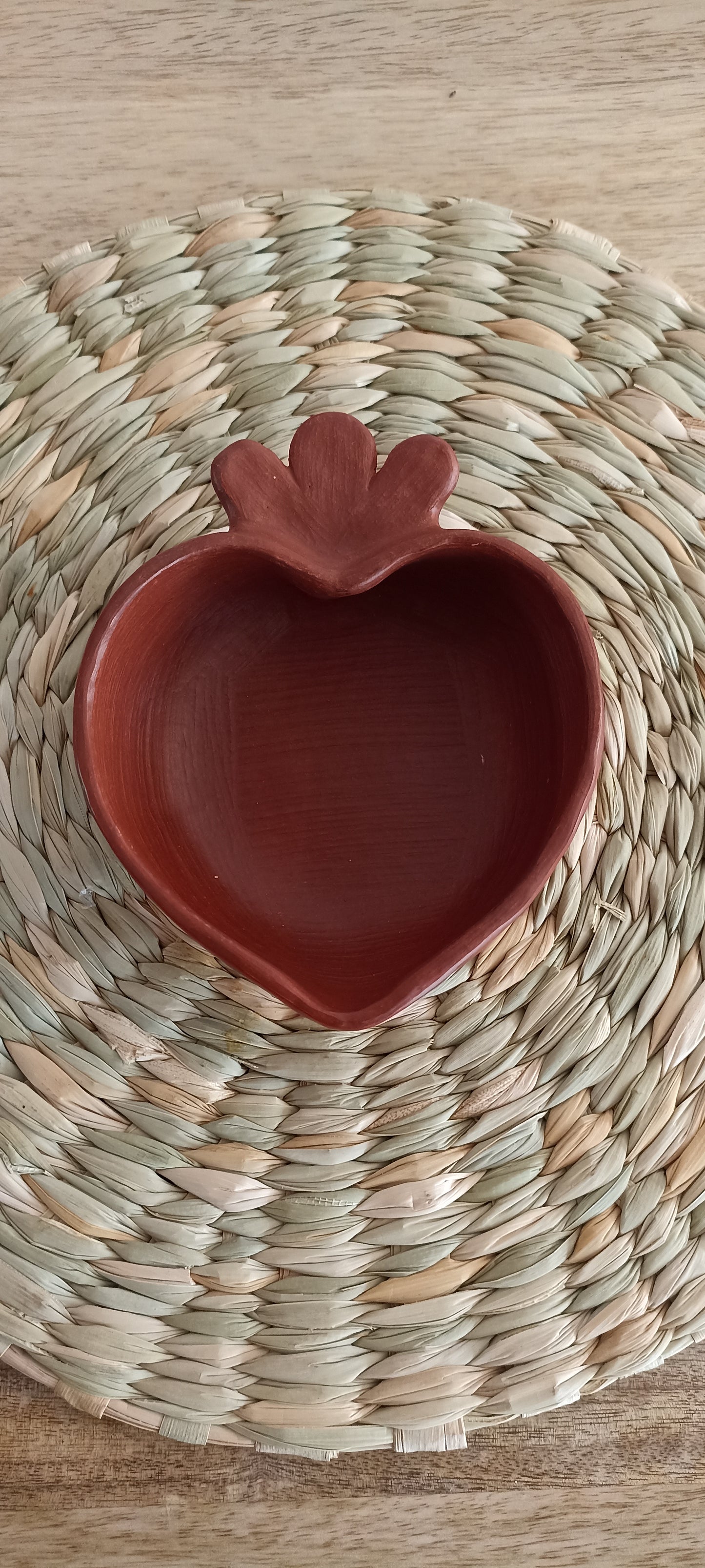 Bowl de corazón barro rojo