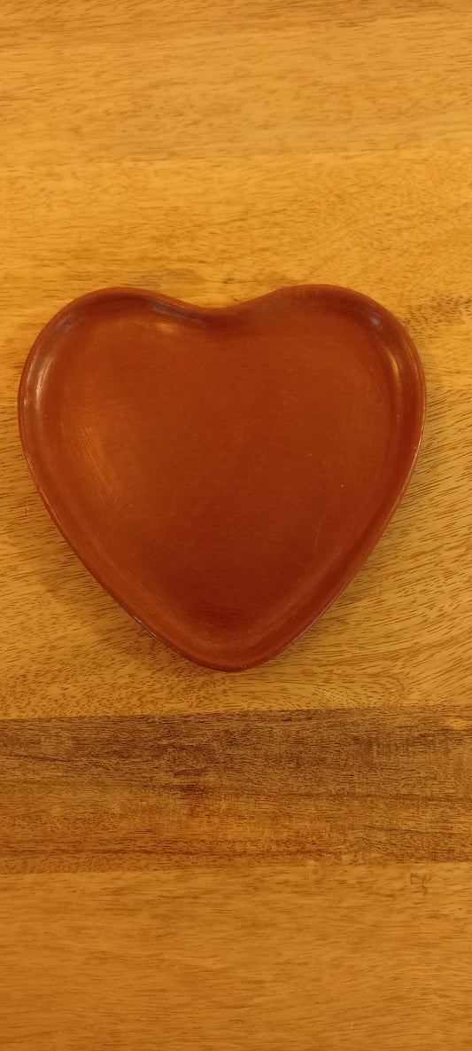 Plato de corazón para postre 17 cms barro rojo