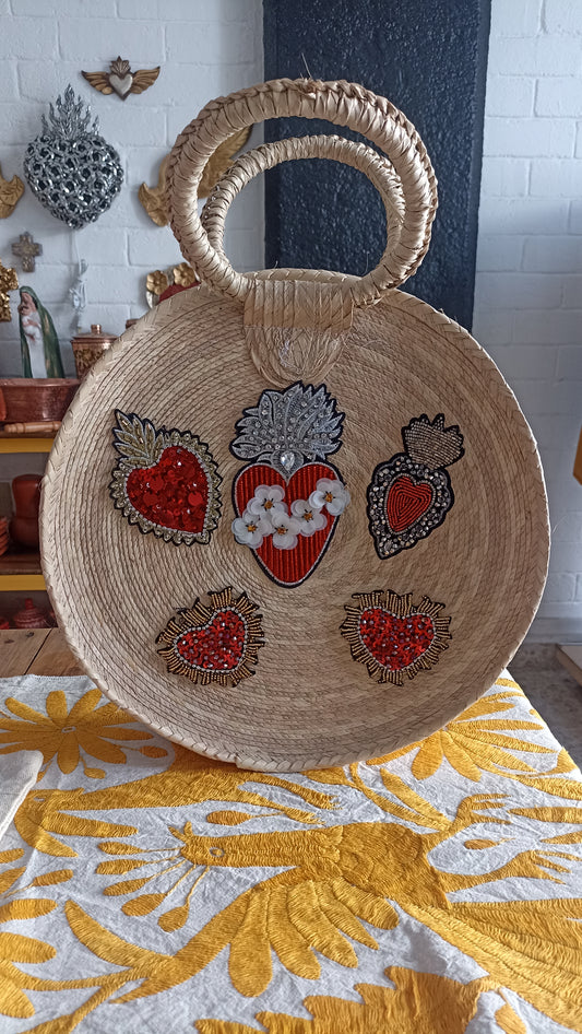 Bolsa de palma mujer sagrado corazón