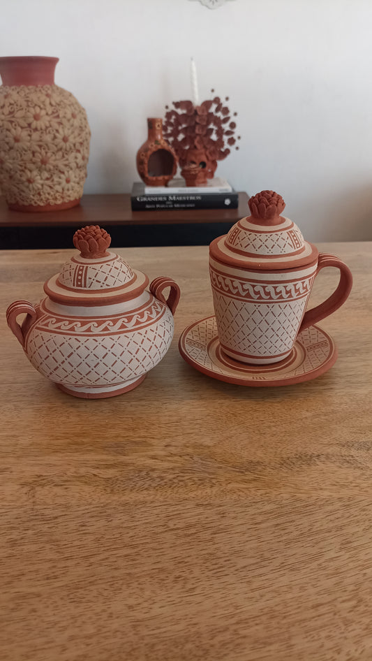 Juego de taza y azucarera Patambán modelo 1