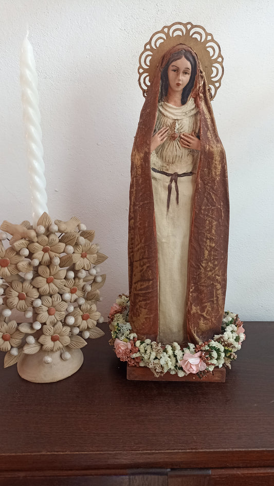 Virgen del sagrado corazón arte en cerería y manta