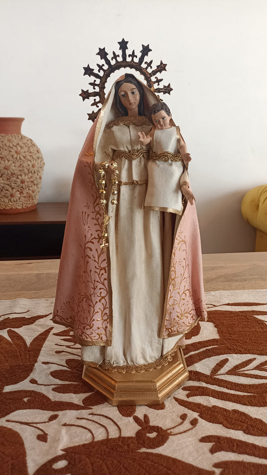 Virgen del Rosario arte en cerería