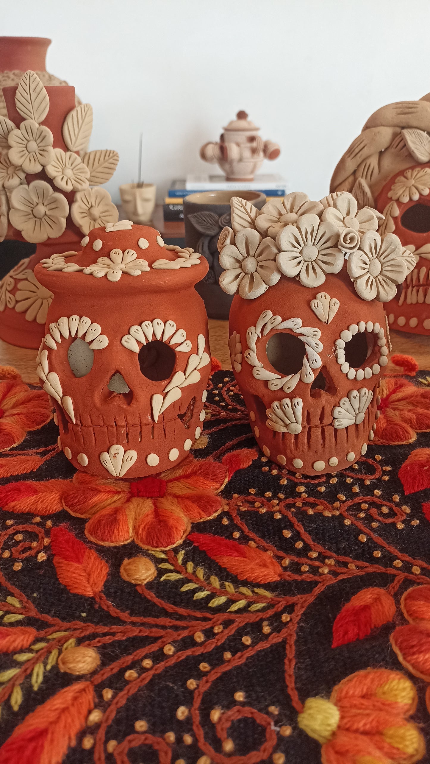 Pareja de cráneos bordados Atzompa modelo 1 colección muertos