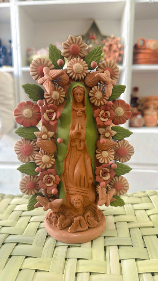 Virgen de Guadalupe manto verde Metepec