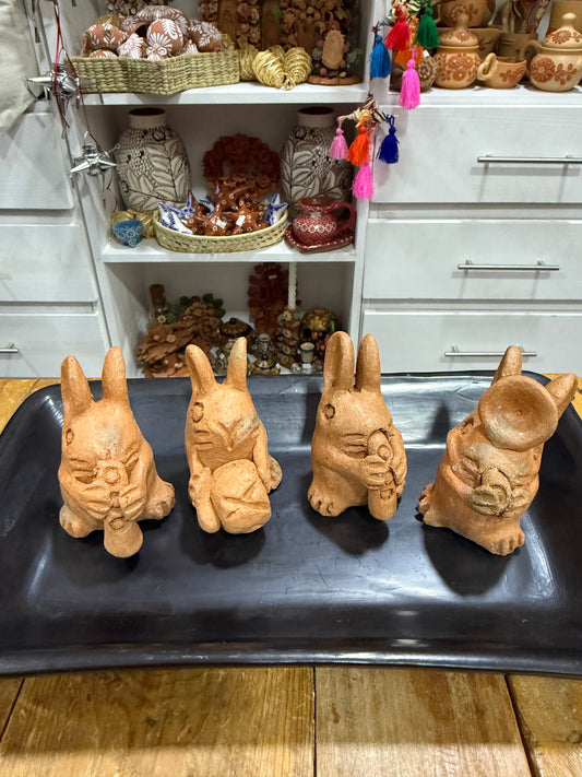 Banda de conejitos de barro de mixe