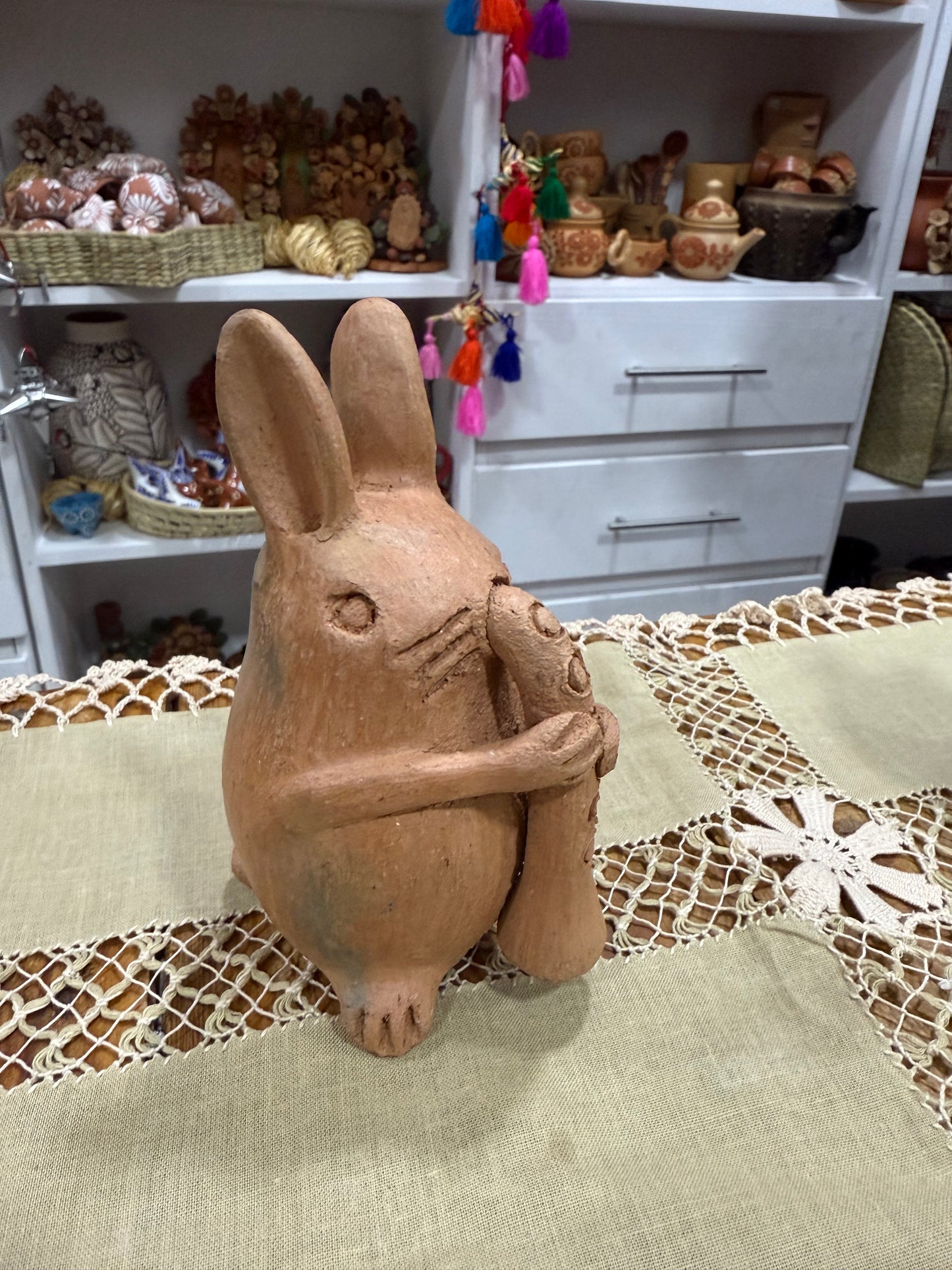 Conejito de flauta de barro de mixe modelo 2