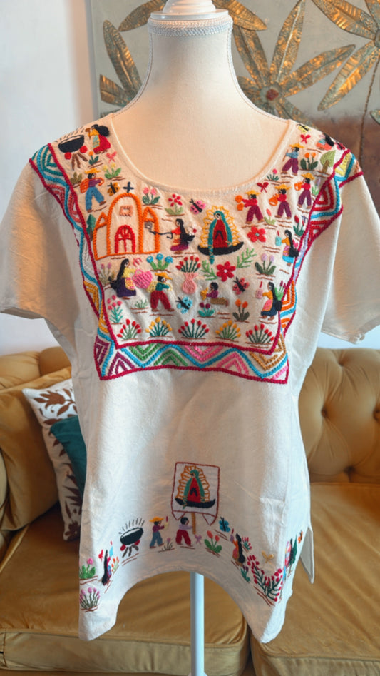 Blusa talla M-G Virgen de Guadalupe modelo 1 Tzintzuntzan mujer