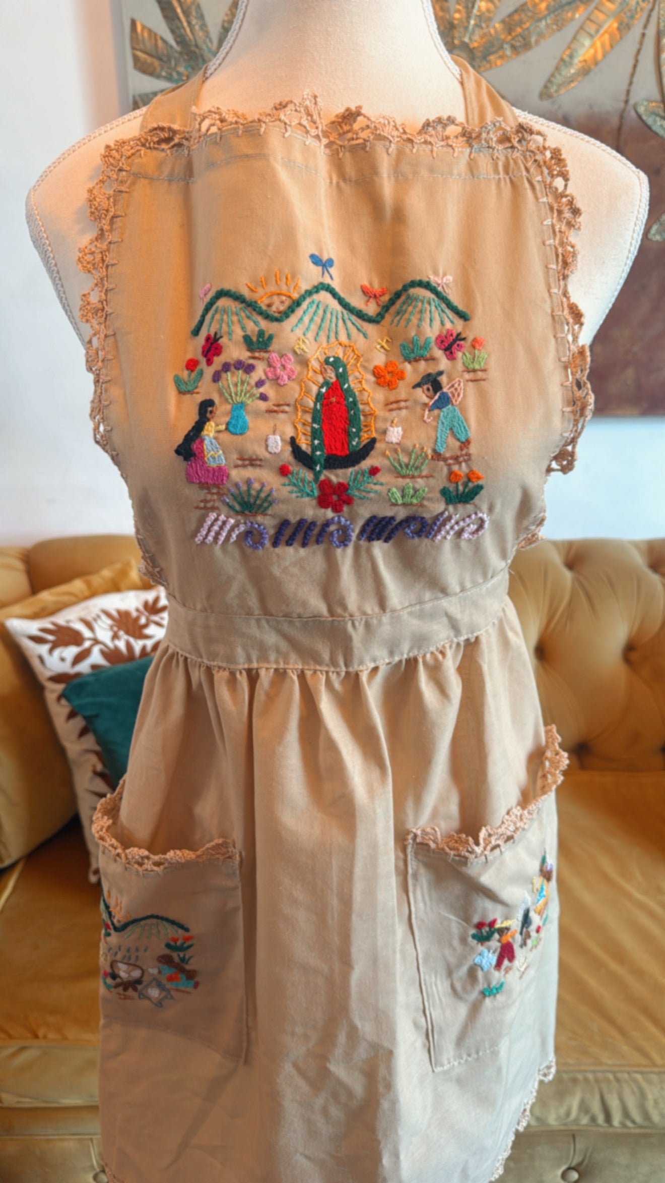 Mandil Virgencita de Guadalupe modelo 2 Tzintzunzan