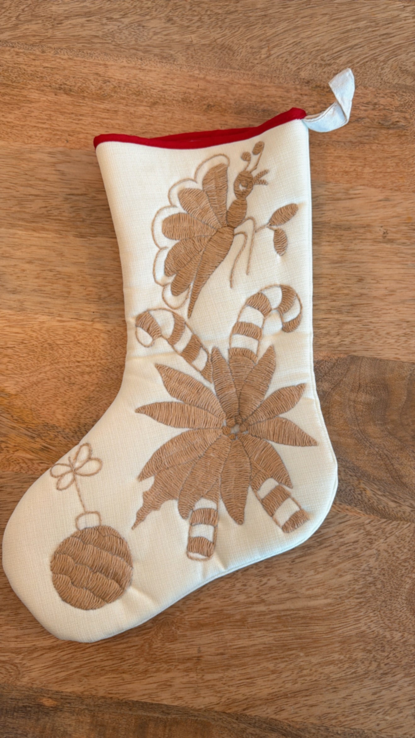 Botita otomi beige navidad modelo 1