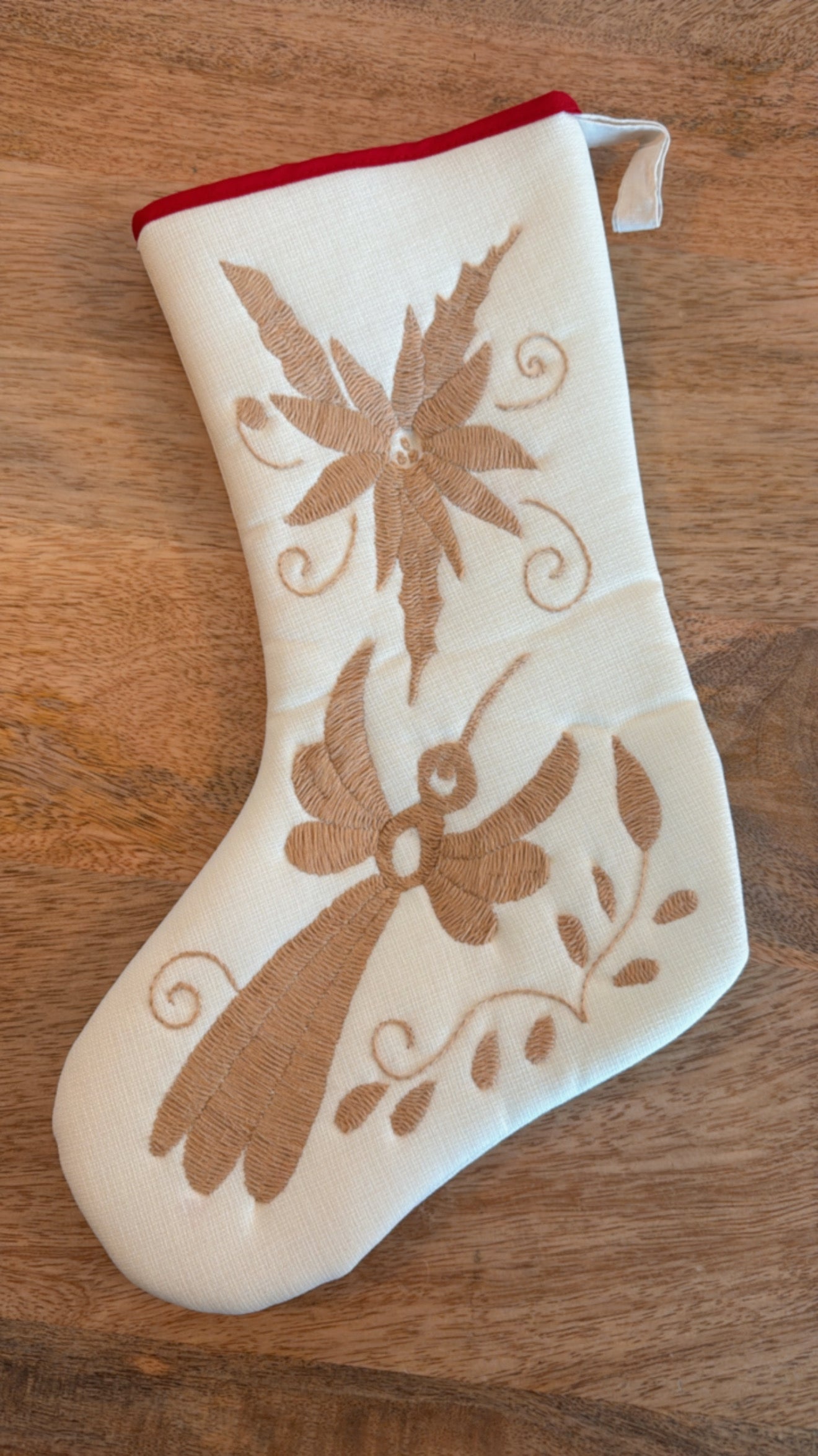 Botita otomi beige navidad modelo 2