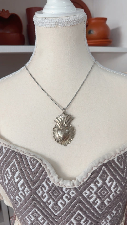 Collar de Corazón de latón natural joyería