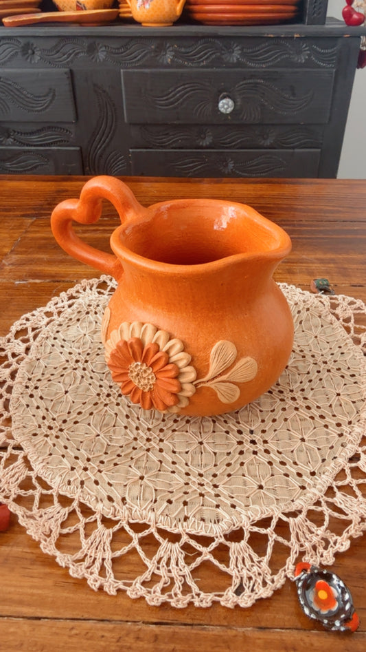 Taza de corazón asa corazón roja Atzompa mediana