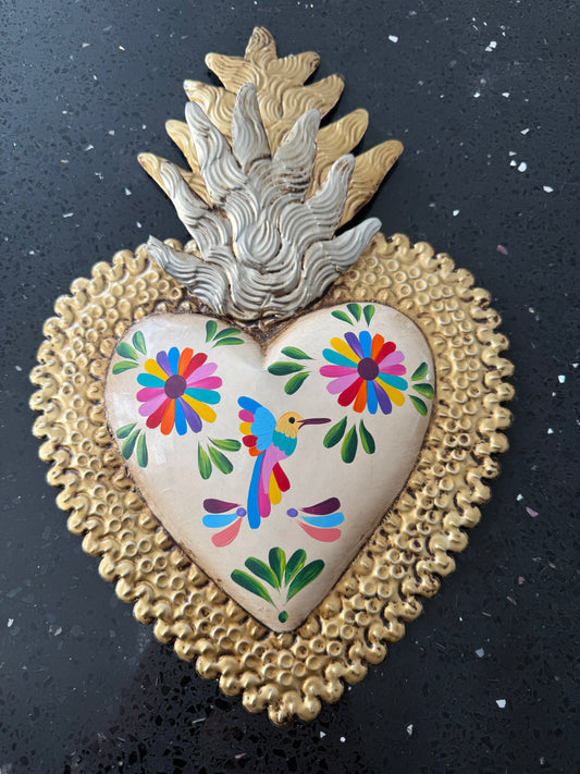 Corazón de latón mediano otomí blanco