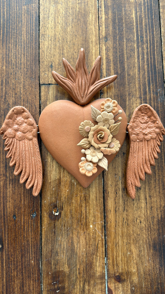 Corazón con alas Metepec modelo 4