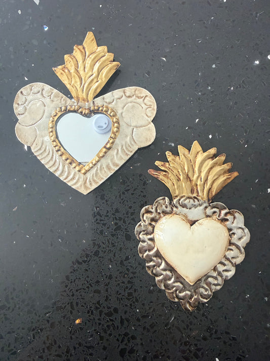 Set de 2 mini corazones de latón de 9 cms de alto modelo 5