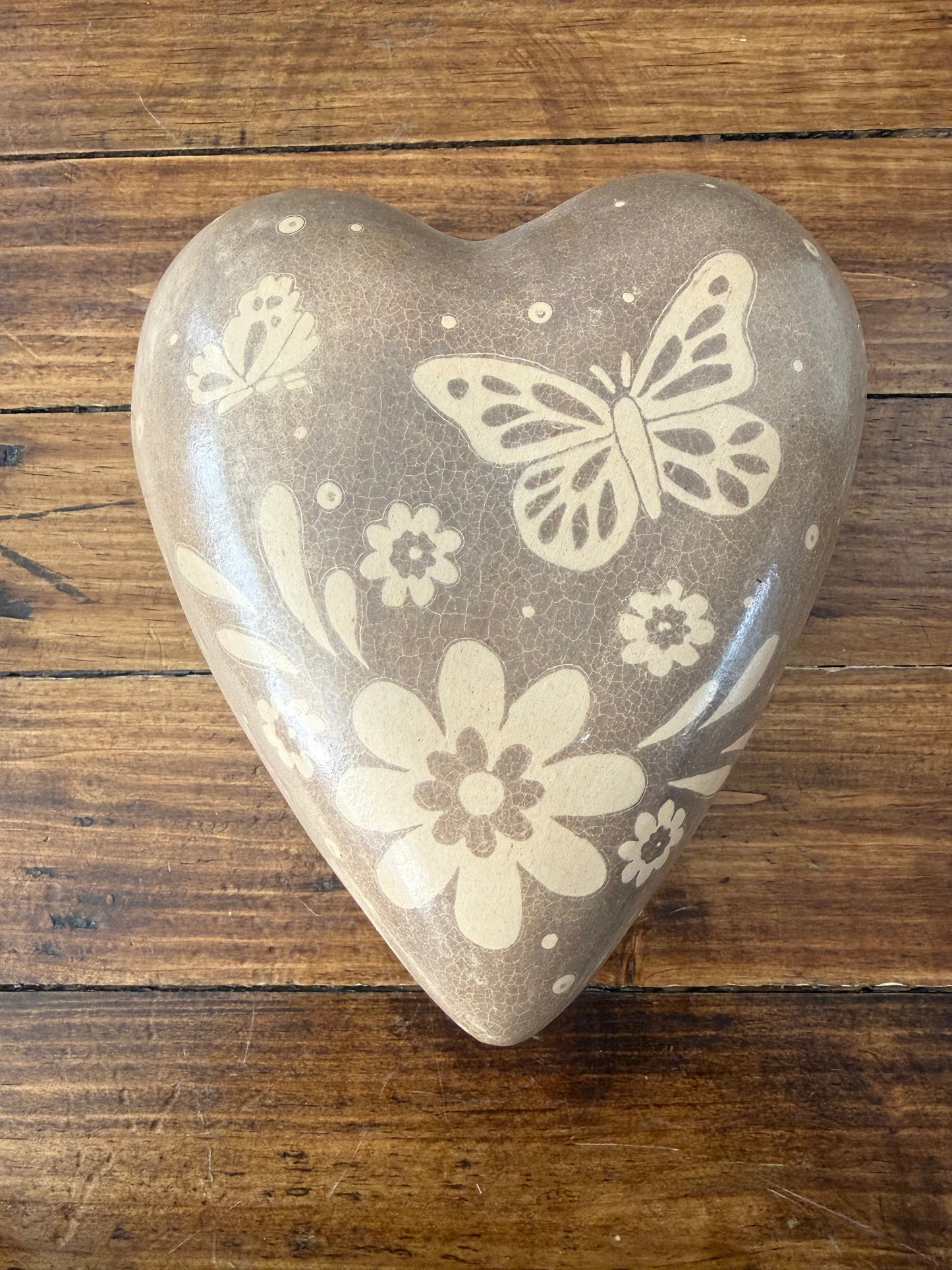 Corazón de pared de mariposas chico Zinapecuaro